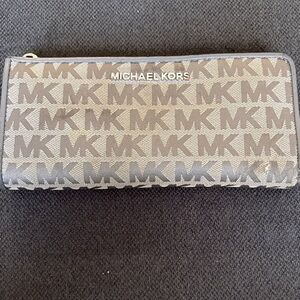 Michael Kors Gray and Brown Logo Wallet- good condition,